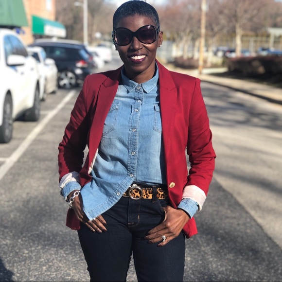 MEET YOUR POSHER♥️ - Picture 2 of 3